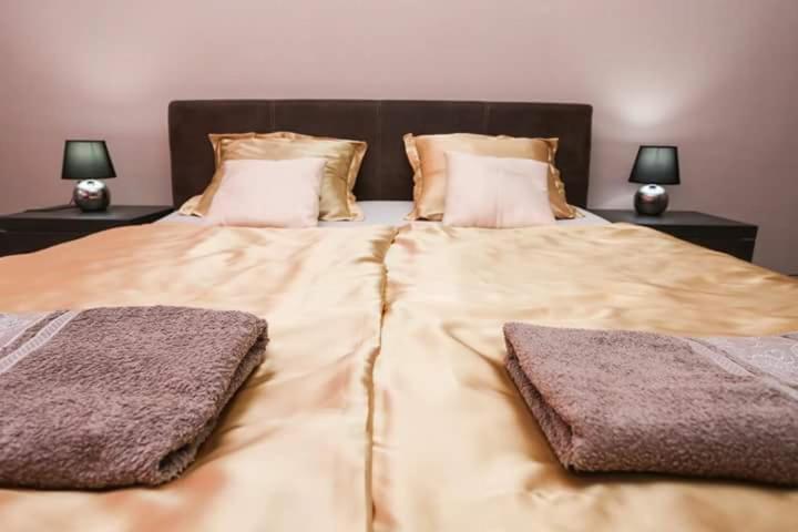 Apartments Malkoc Lux Bihać エクステリア 写真